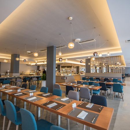 Arena Hotel Holiday ميدولين المظهر الخارجي الصورة