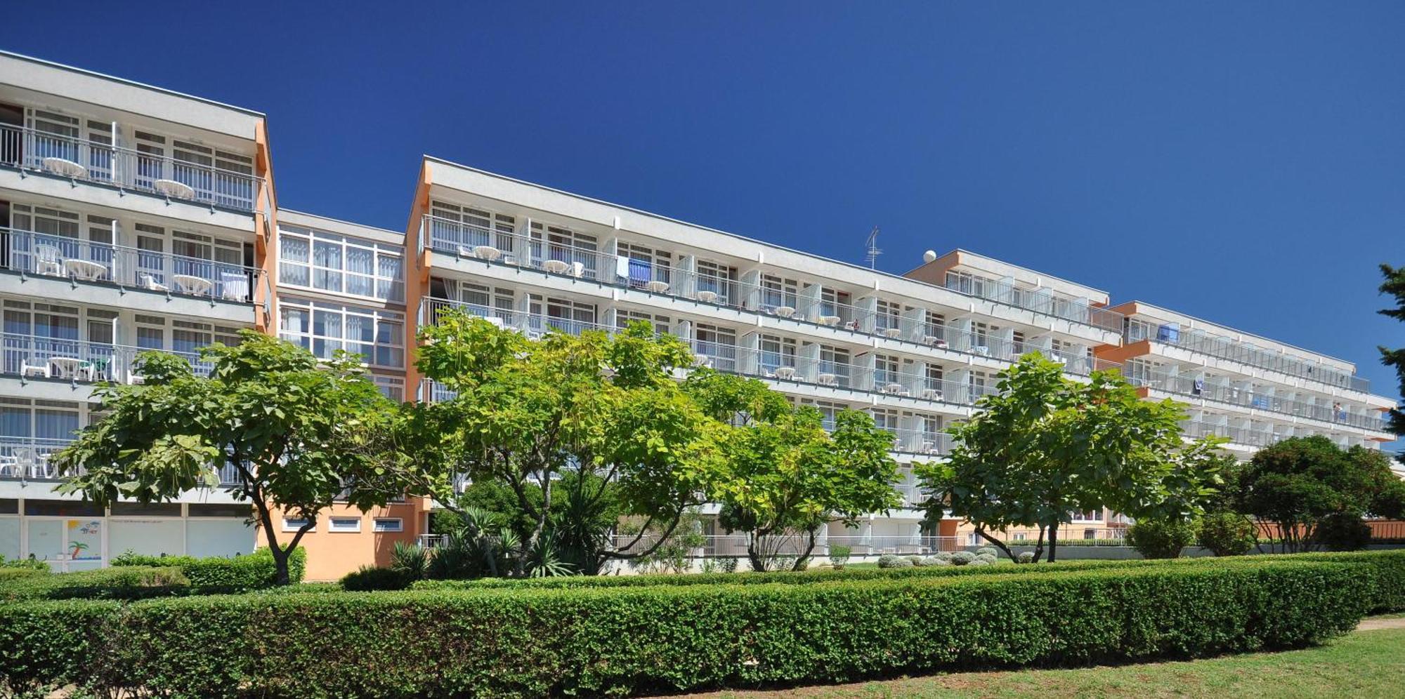 Arena Hotel Holiday ميدولين المظهر الخارجي الصورة